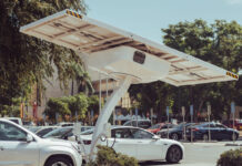ความเข้าใจผิดเรื่องน้ำมันเครื่อง: รถ EV และไฮบริด ต้องเปลี่ยนถ่ายไหม? ความเข้าใจผิดเรื่องน้ำมันเครื่อง: รถ EV และไฮบริด ต้องเปลี่ยนถ่ายไหม?